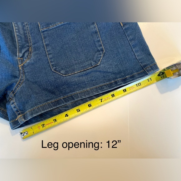 H&M Divided Jegging Style Shorts - Picture 9 of 9